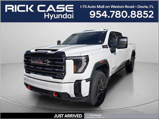 2025 GMC Sierra 2500HD AT4 — photo 1 of 11