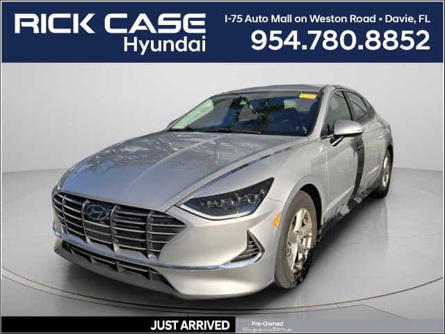 2023 Hyundai Sonata SE — photo 1 of 11