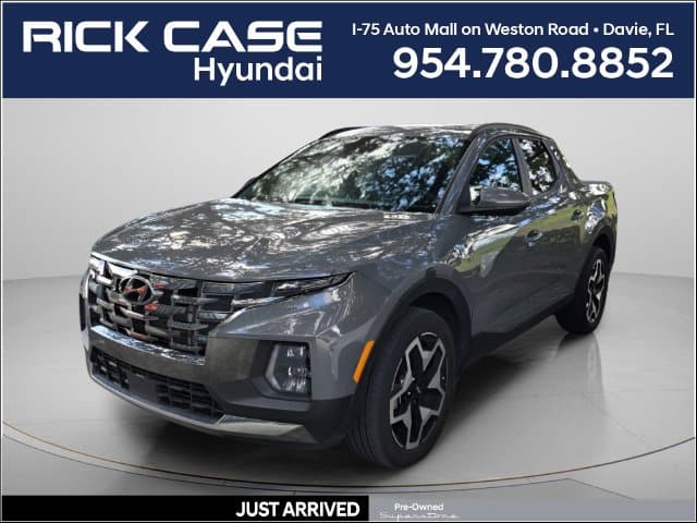 2023 Hyundai Santa Cruz Base — photo 1 of 11