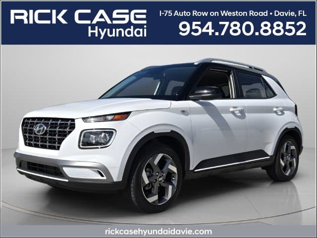 2025 Hyundai Venue Limited — photo 1 of 14