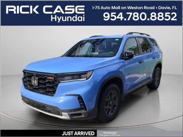 2025 Honda Pilot TrailSport — photo 1 of 11