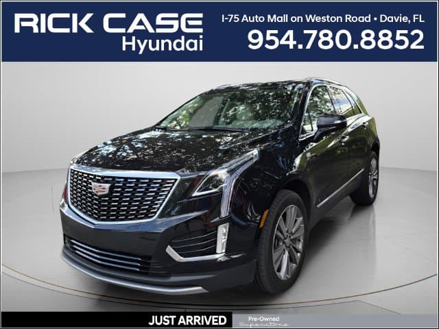2024 Cadillac XT5 Base — photo 1 of 11
