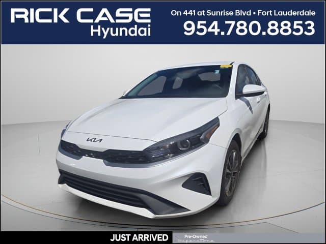 2024 Kia Forte LXS — photo 1 of 11
