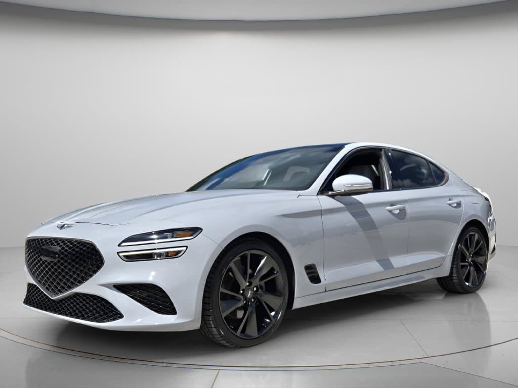 2023 Genesis G70 2.0T — photo 1 of 26