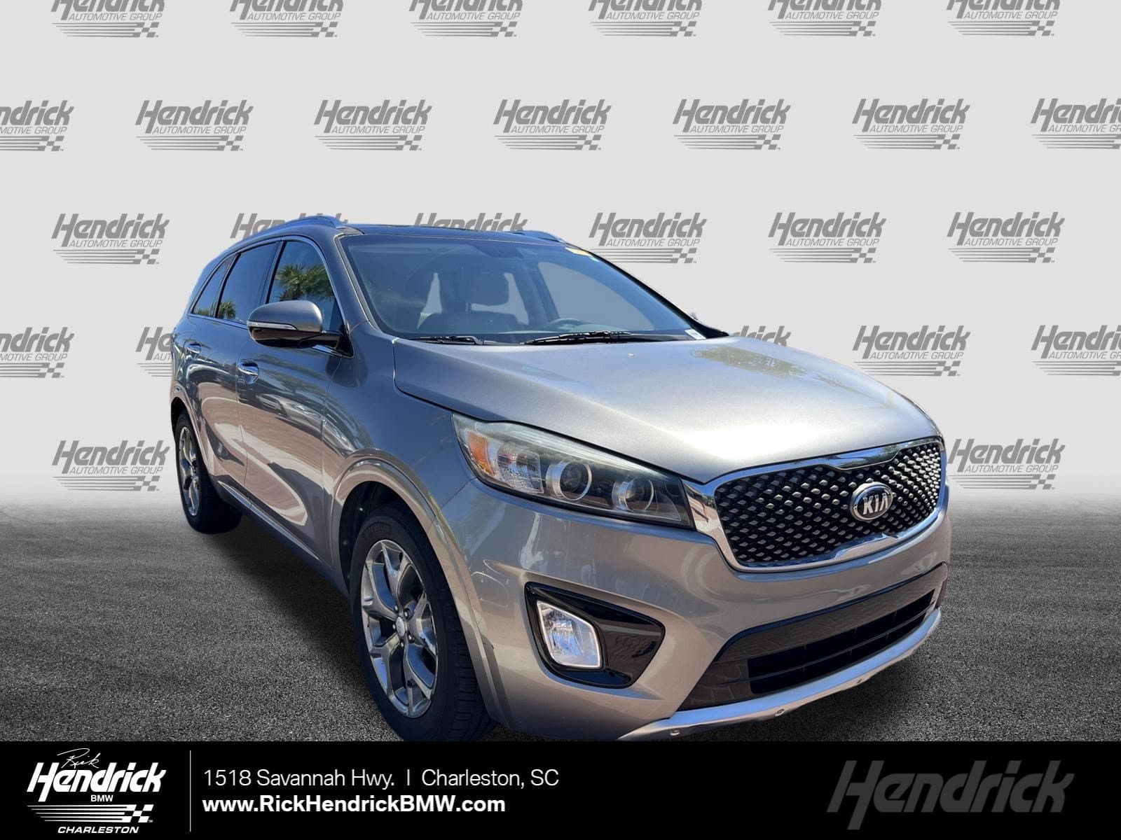 2017 Kia Sorento SX V6 — photo 1 of 43