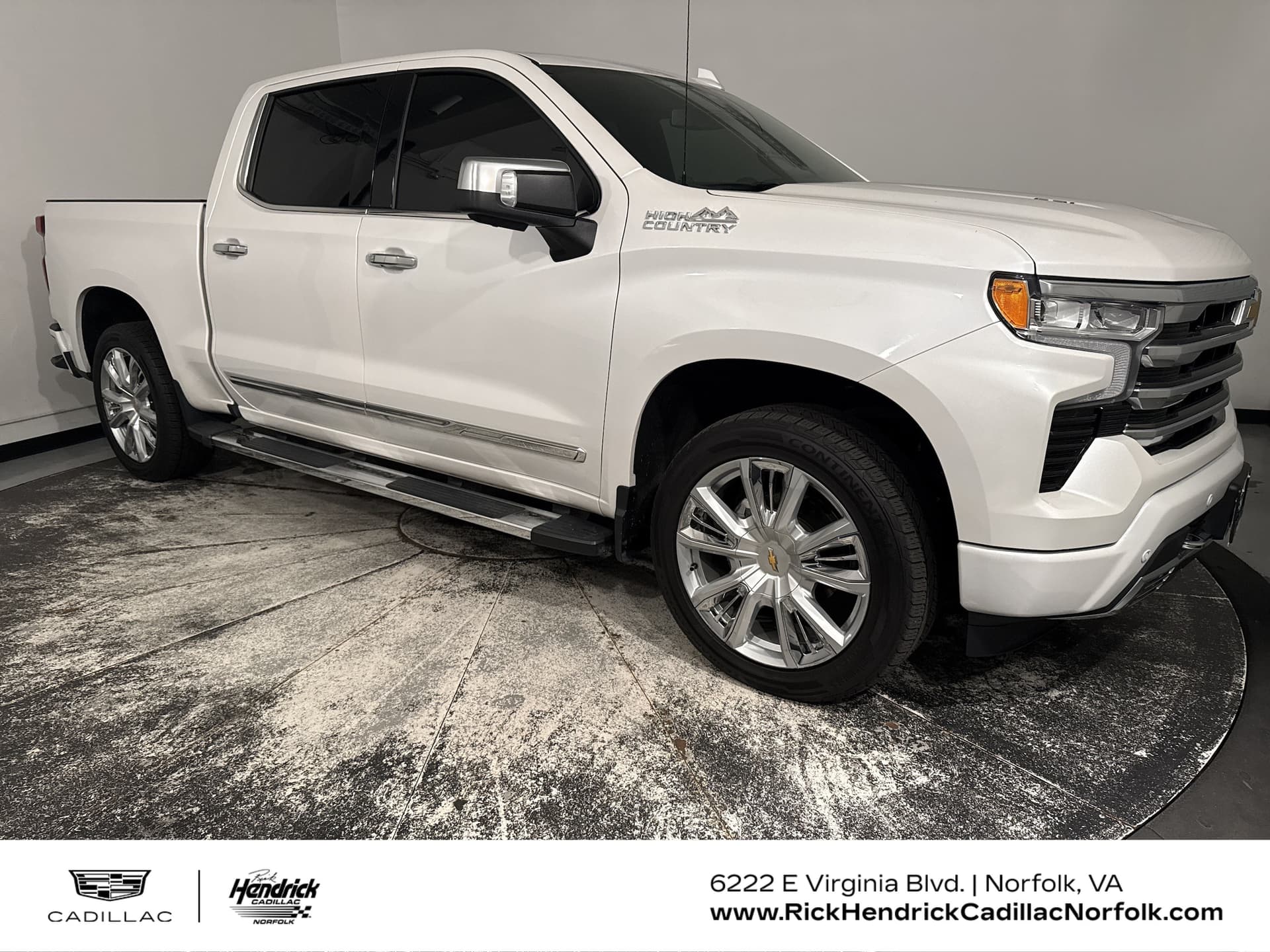 2024 Chevrolet Silverado 1500 High Country — photo 1 of 37