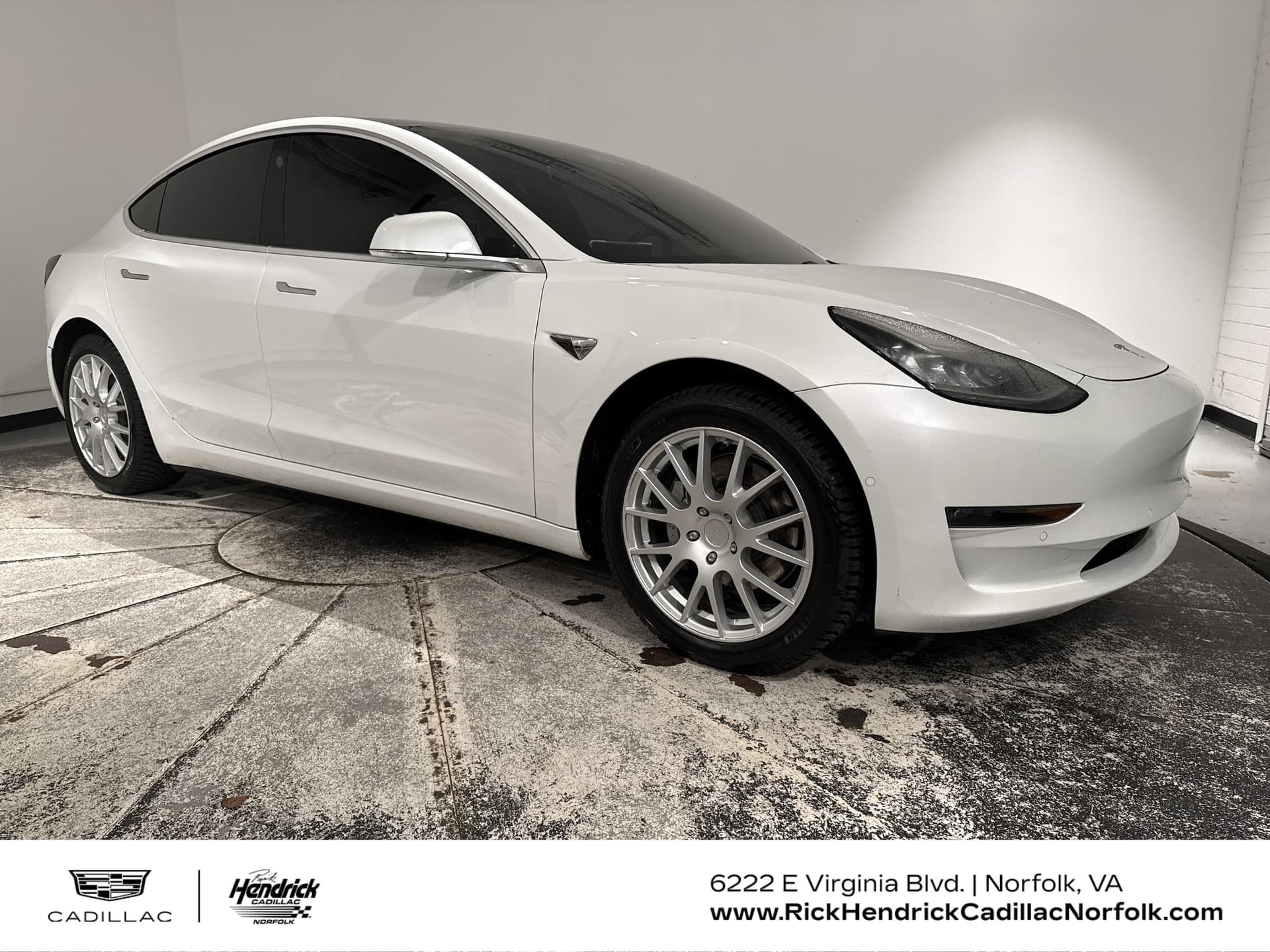2018 Tesla Model 3 Mid Range Battery — photo 1 of 36