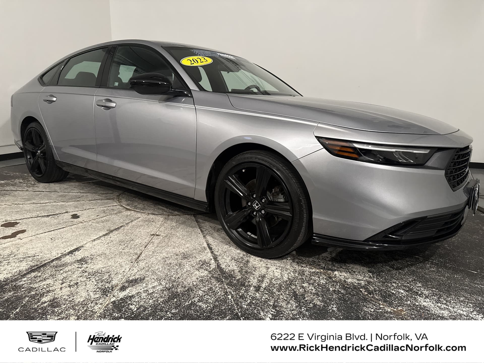 2023 Honda Accord Hybrid Sport-L — photo 1 of 36