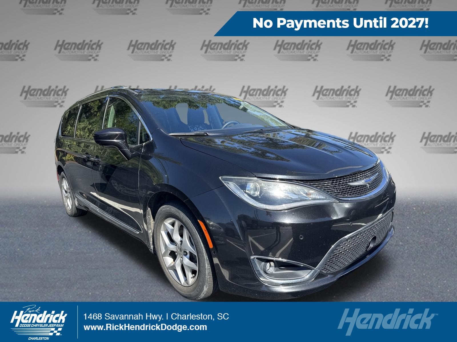 2019 Chrysler Pacifica Touring L Plus — photo 1 of 12