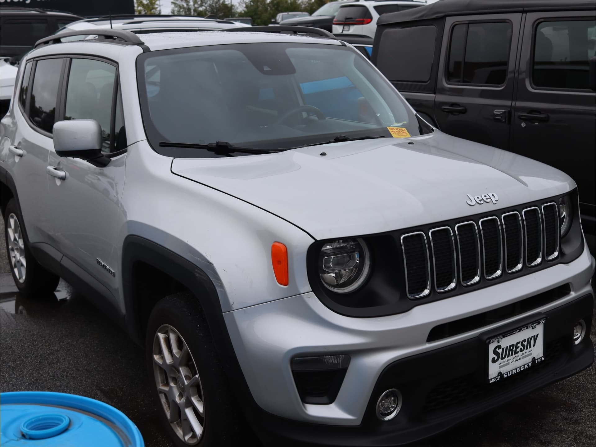 2021 Jeep Renegade Latitude — photo 1 of 16