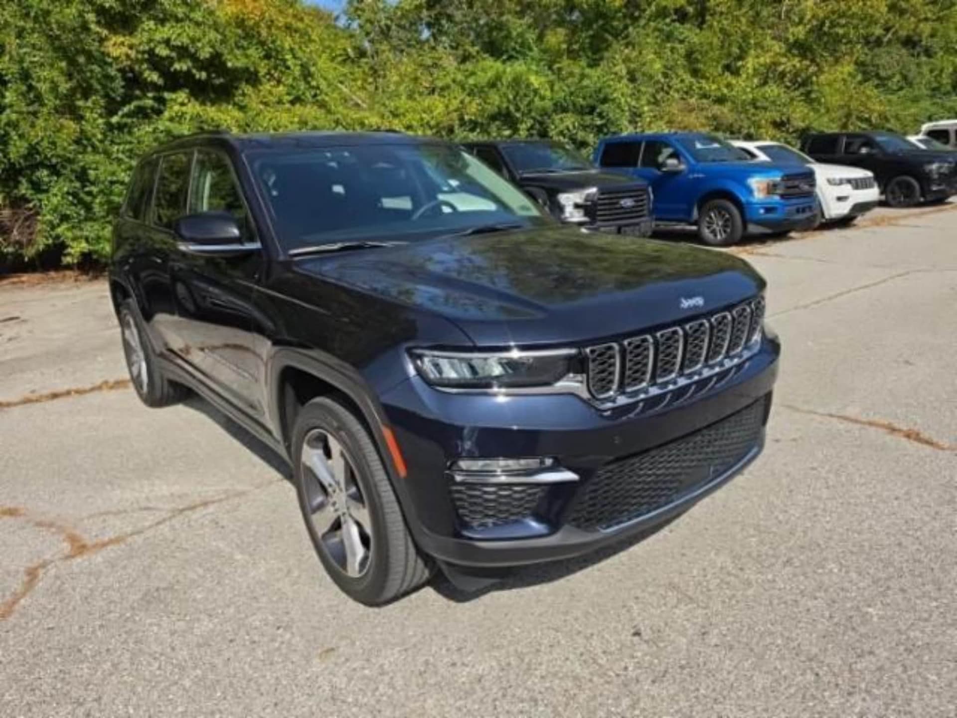 2024 Jeep Grand Cherokee Limited — photo 1 of 19