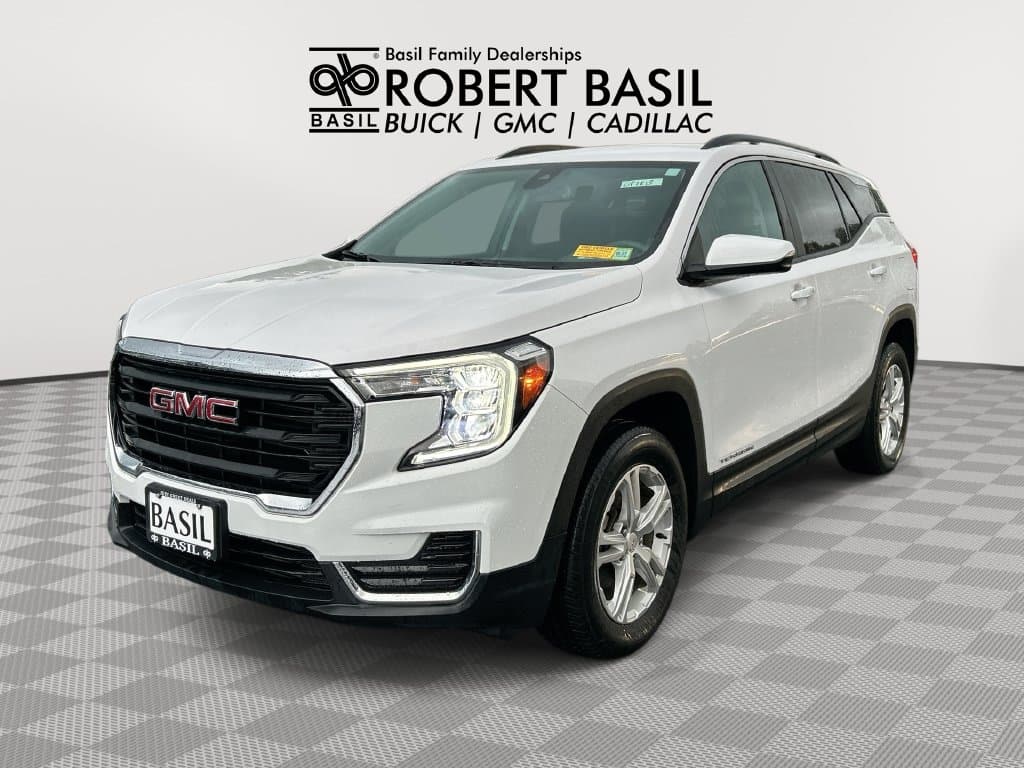 2023 GMC Terrain SLE — photo 1 of 30