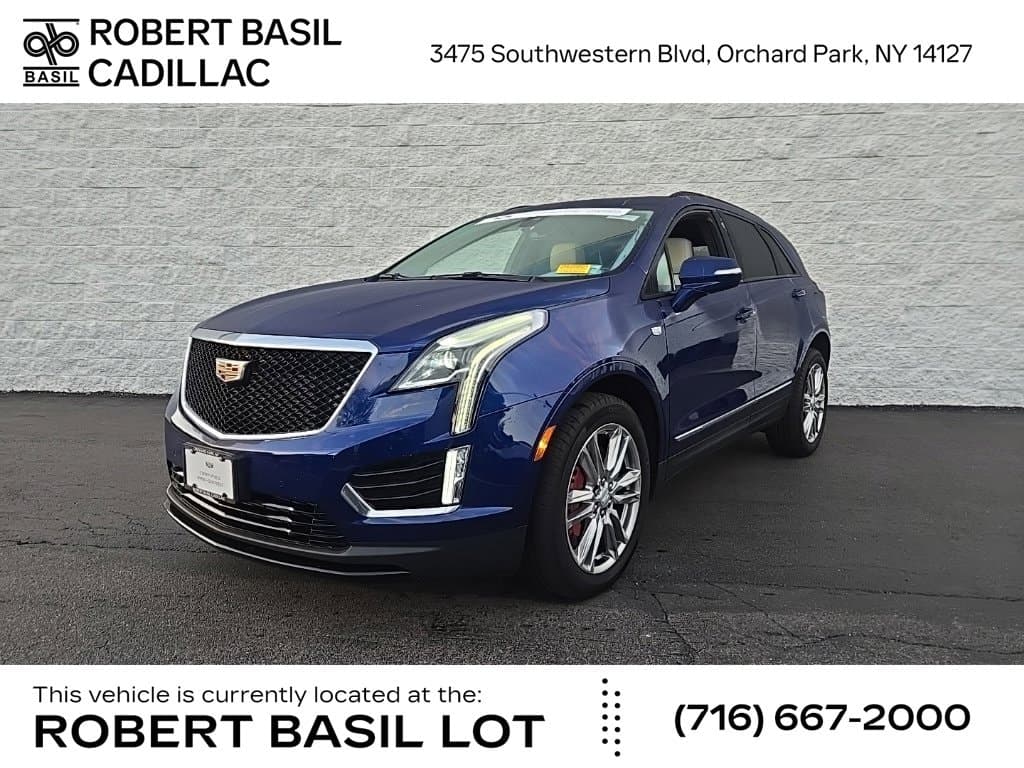 2024 Cadillac XT5 AWD Sport — photo 1 of 31