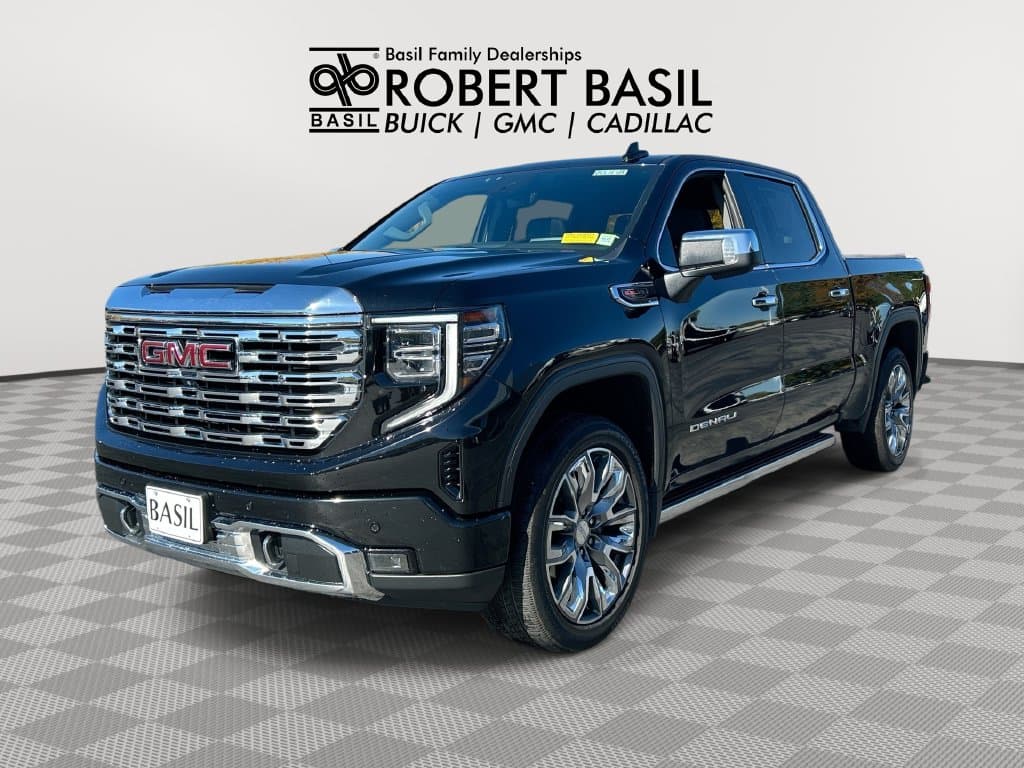 2023 GMC Sierra 1500 Denali — photo 1 of 30