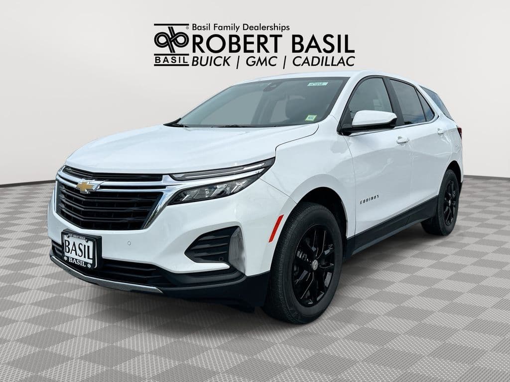 2024 Chevrolet Equinox LT — photo 1 of 30