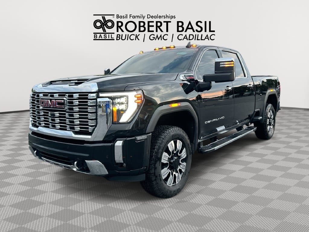 2024 GMC Sierra 2500HD Denali — photo 1 of 35