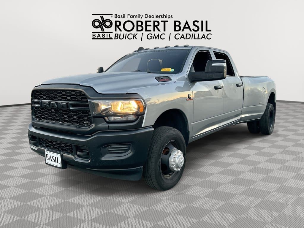 2024 RAM 3500 Tradesman — photo 1 of 28