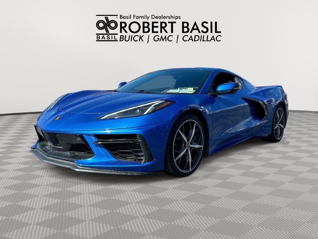 2021 Chevrolet Corvette Base — photo 1 of 32