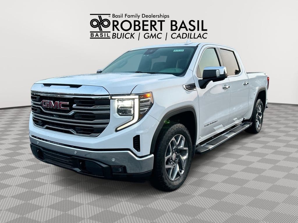 2024 GMC Sierra 1500 SLT — photo 1 of 31