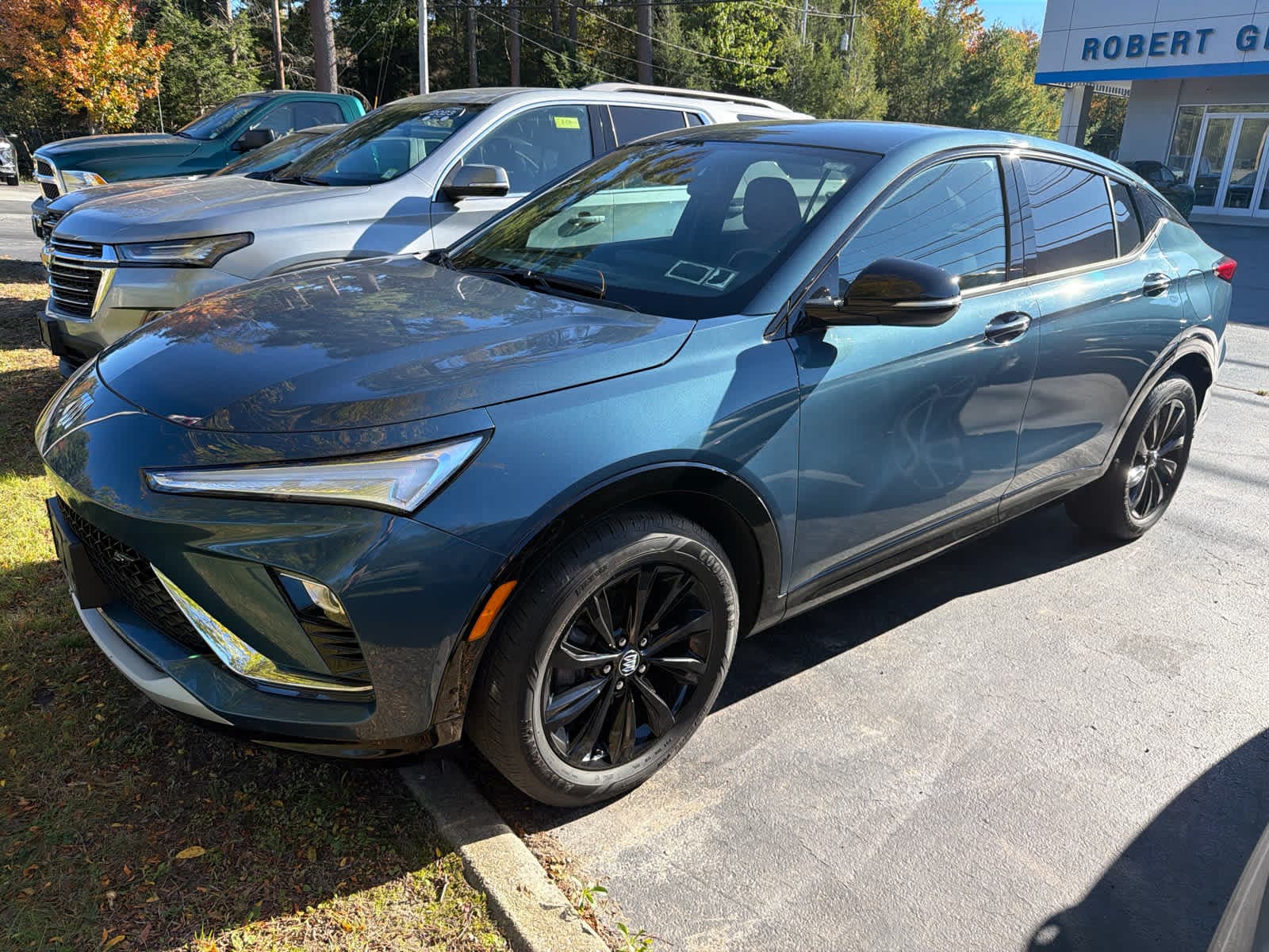 2024 Buick Envista Sport Touring — photo 1 of 6