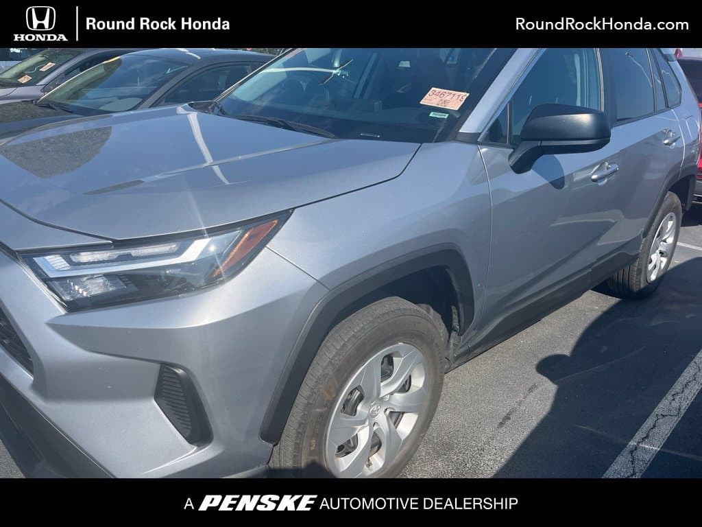 2025 Toyota RAV4 LE — photo 1 of 4