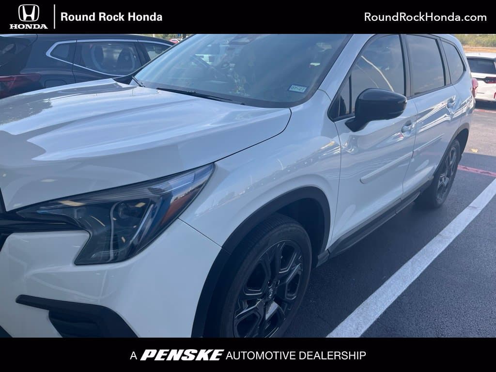 2025 Subaru Ascent Onyx Edition Touring — photo 1 of 5
