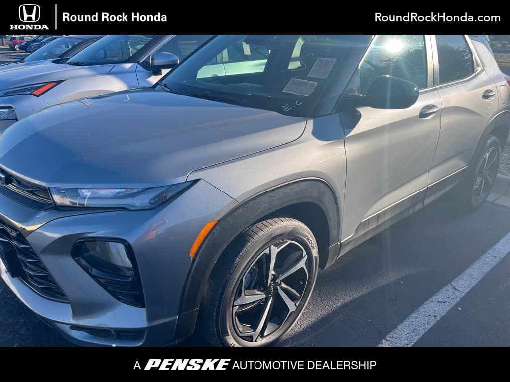 2023 Chevrolet Trailblazer RS — photo 1 of 3
