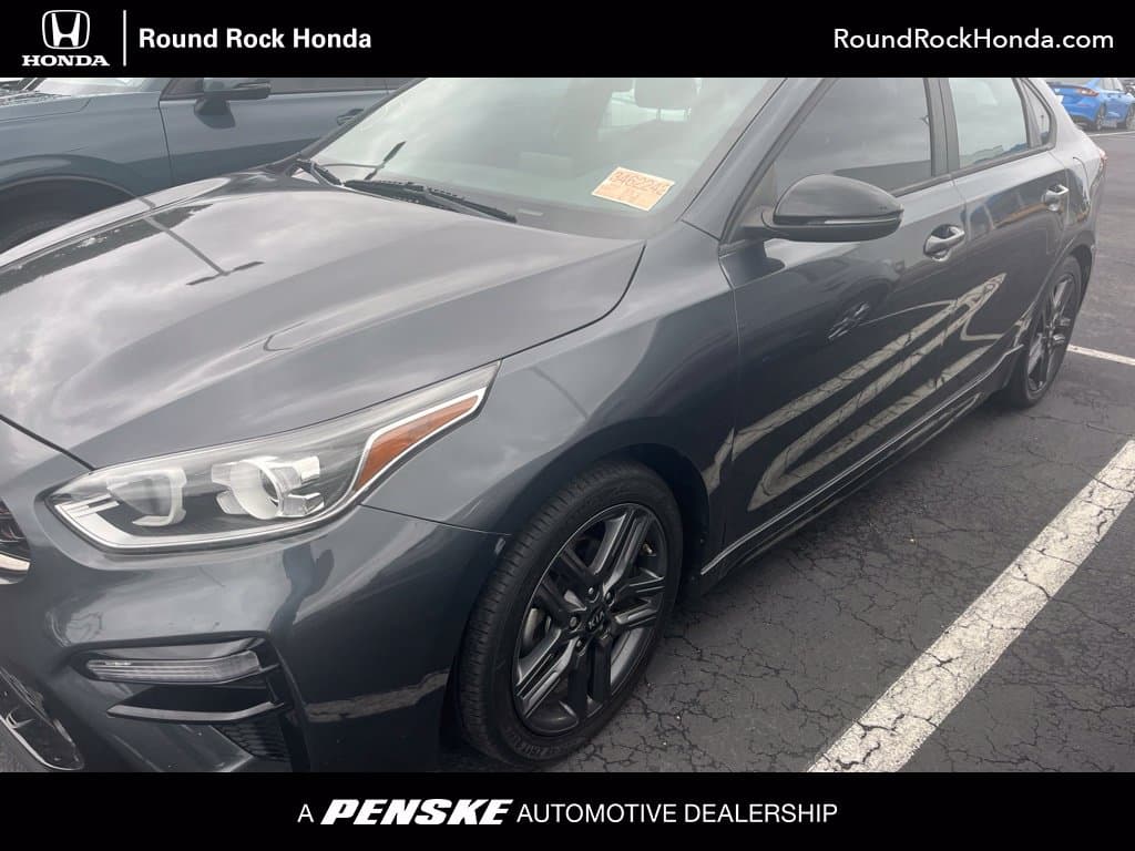 2021 Kia Forte GT-Line — photo 1 of 3
