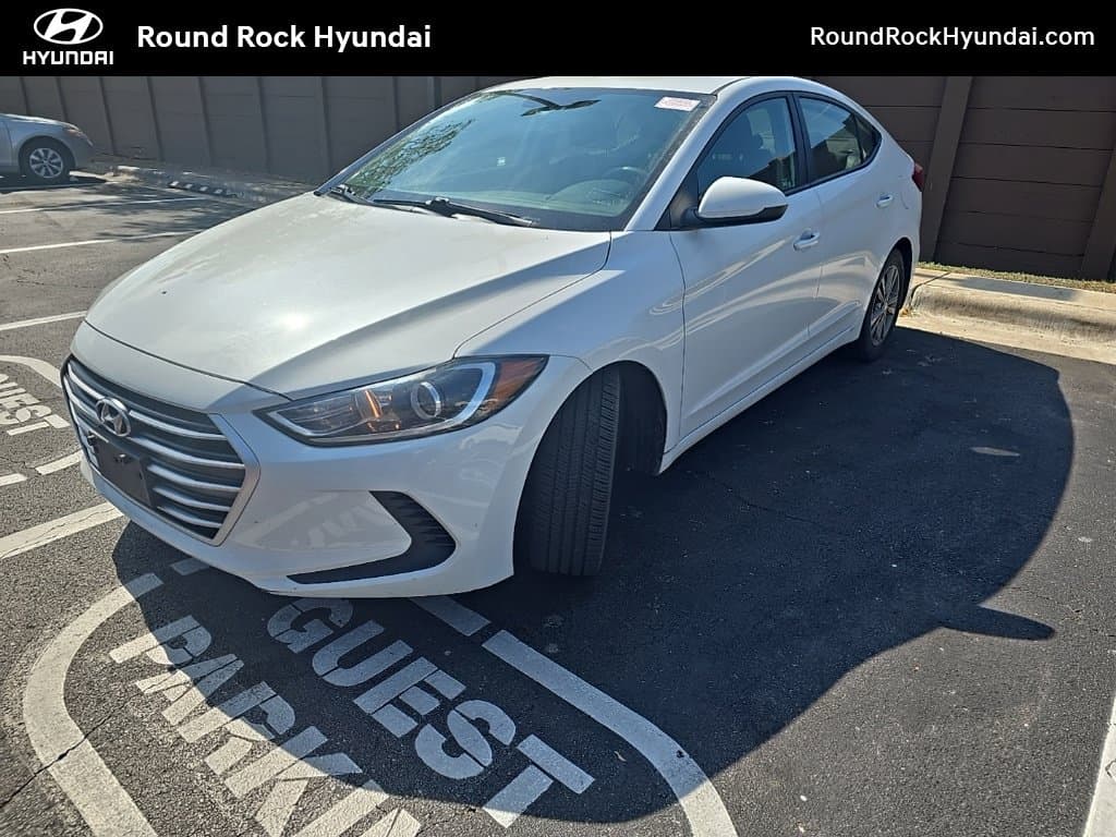 2018 Hyundai Elantra SEL — photo 1 of 11