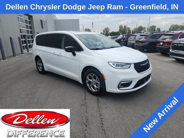 2024 Chrysler Pacifica Limited — photo 1 of 16