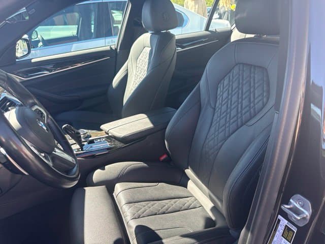 2021 BMW 5 Series 540i xDrive — photo 1 of 3