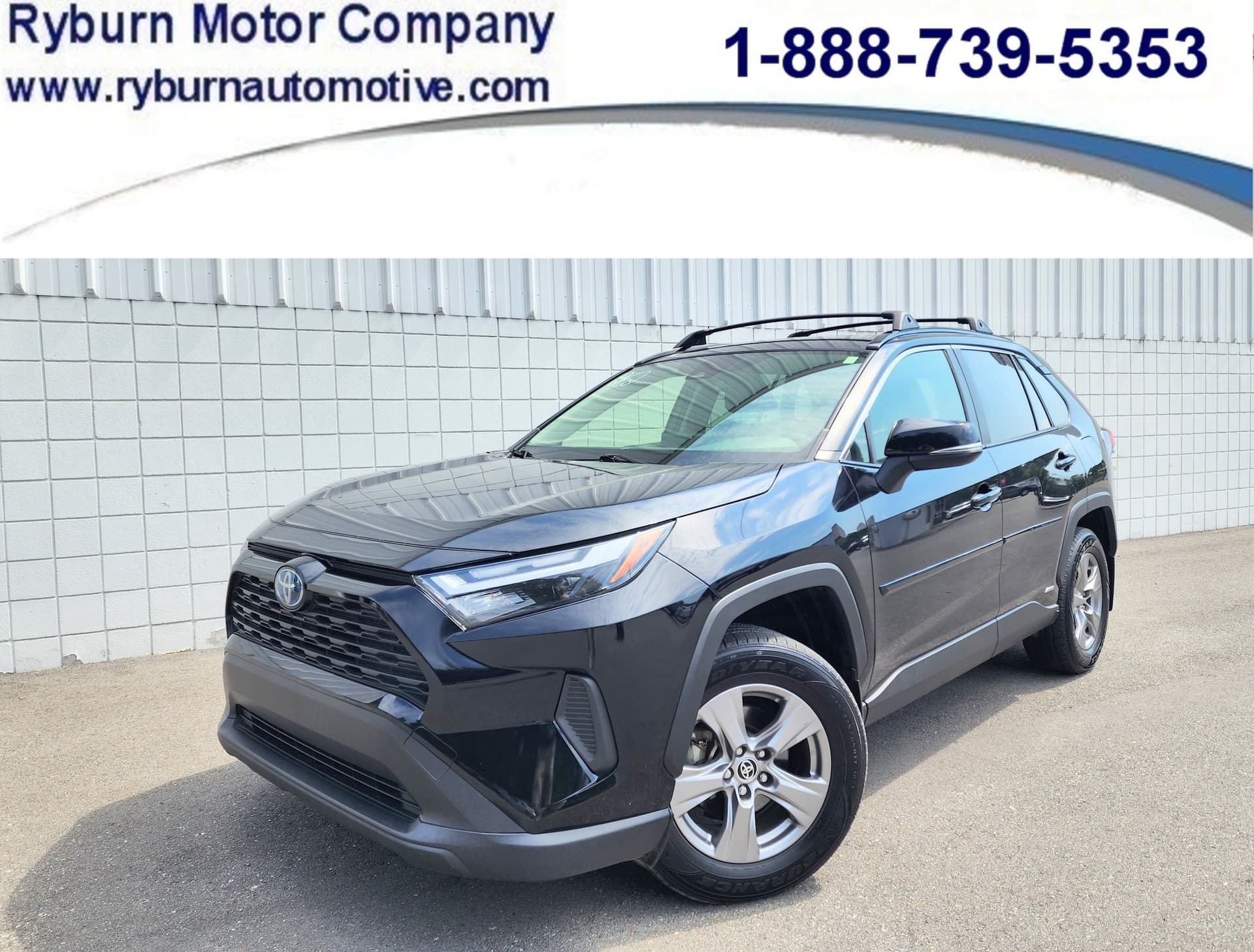 2022 Toyota RAV4 Hybrid XLE — photo 1 of 16