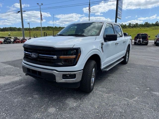 2025 Ford F-150 XLT — photo 1 of 7