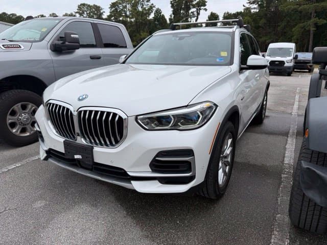 2022 BMW X5 xDrive45e — photo 1 of 7