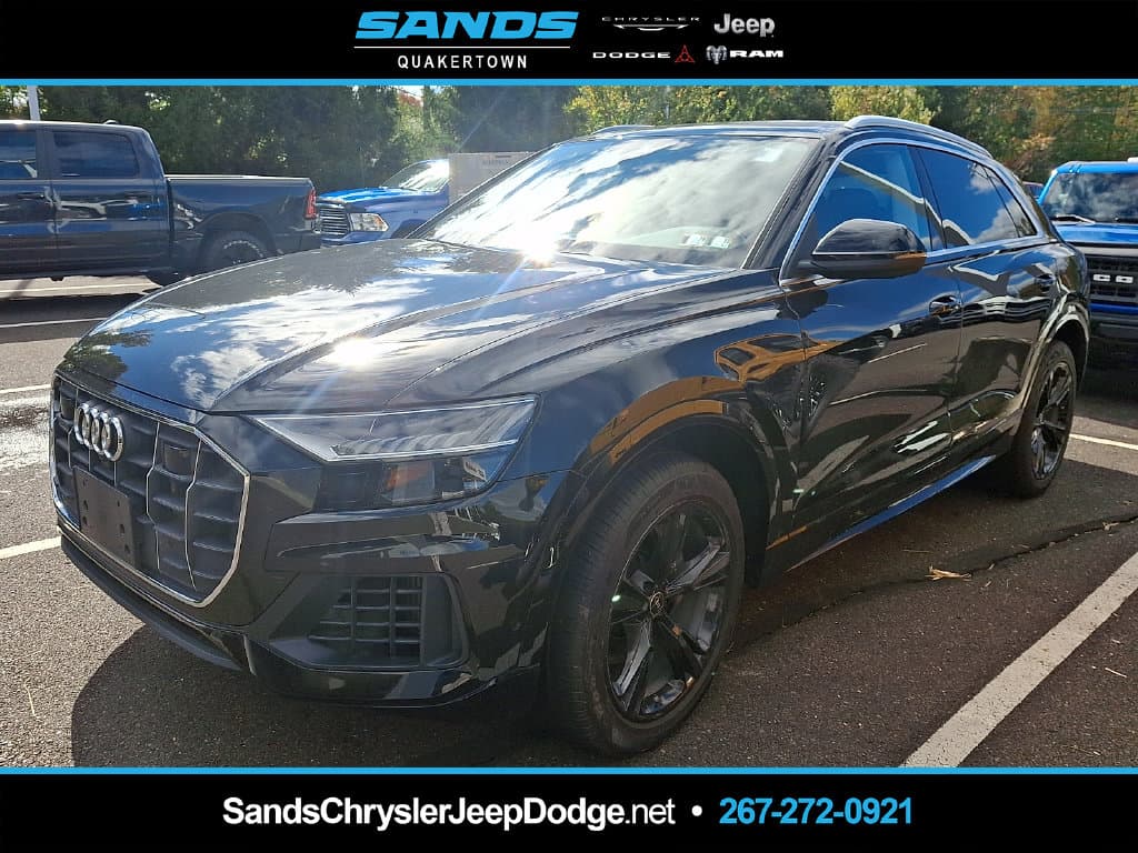 2023 Audi Q8 Base — photo 1 of 11