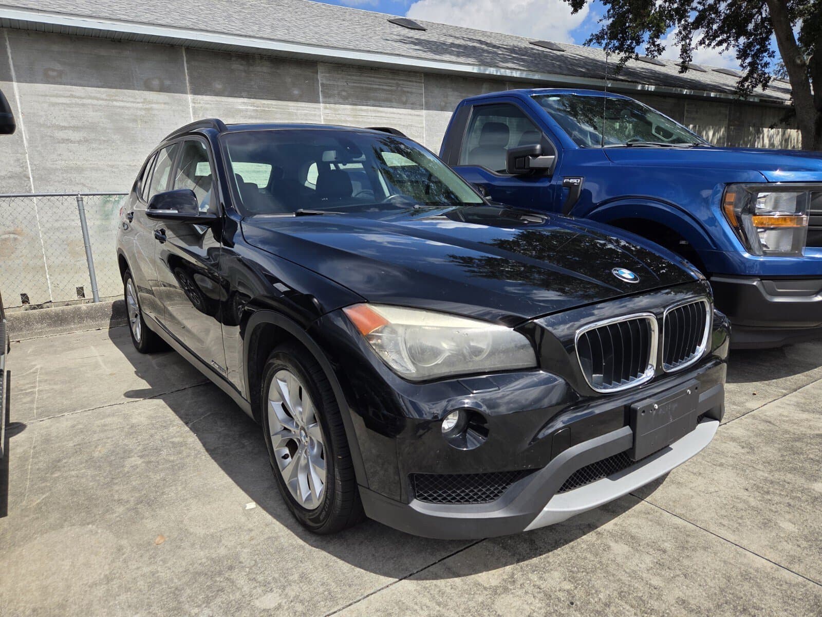2014 BMW X1 xDrive28i — photo 1 of 3