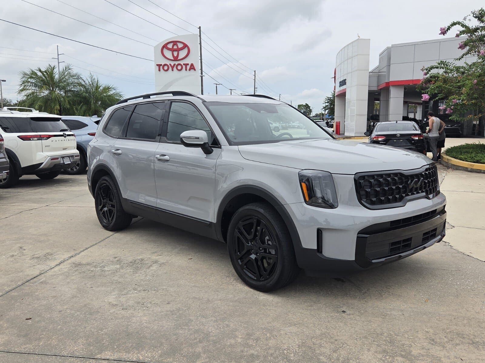 2025 Kia Telluride EX X-Line — photo 1 of 29