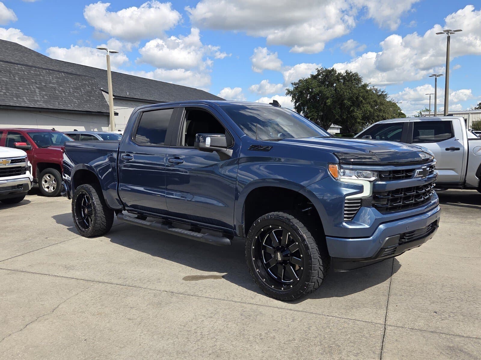 2024 Chevrolet Silverado 1500 RST — photo 1 of 25