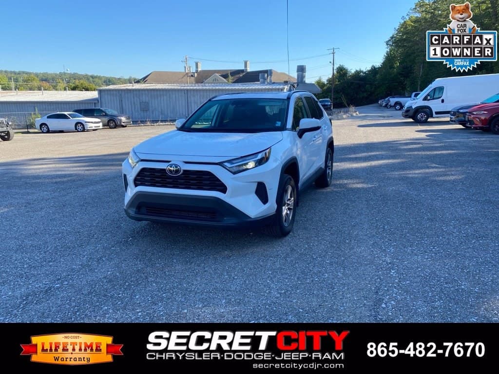 2023 Toyota RAV4 XLE — photo 1 of 20