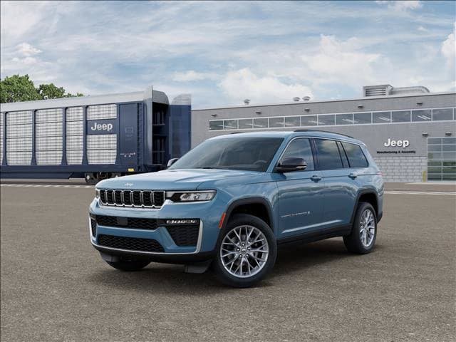 2027 Jeep Grand Cherokee Limited — photo 1 of 35