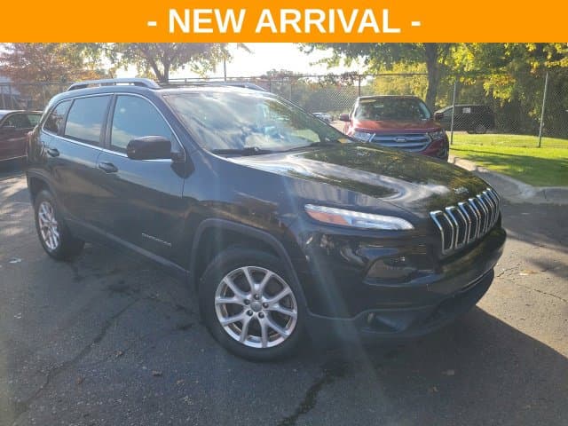 2015 Jeep Cherokee Latitude — photo 1 of 10
