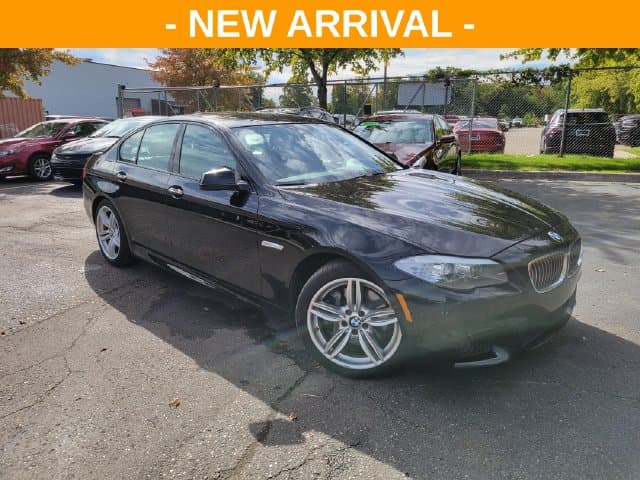 2013 BMW 5 Series 535i xDrive — photo 1 of 9