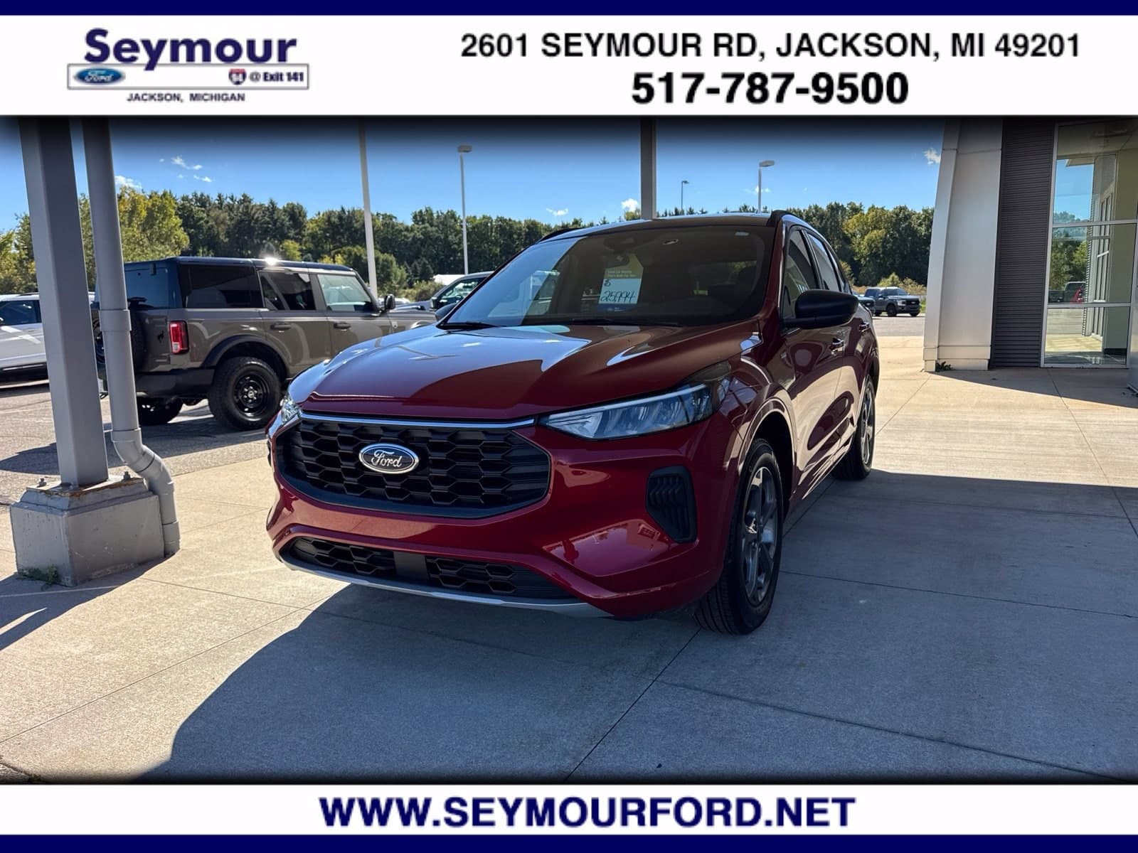 2024 Ford Escape ST-Line — photo 1 of 40