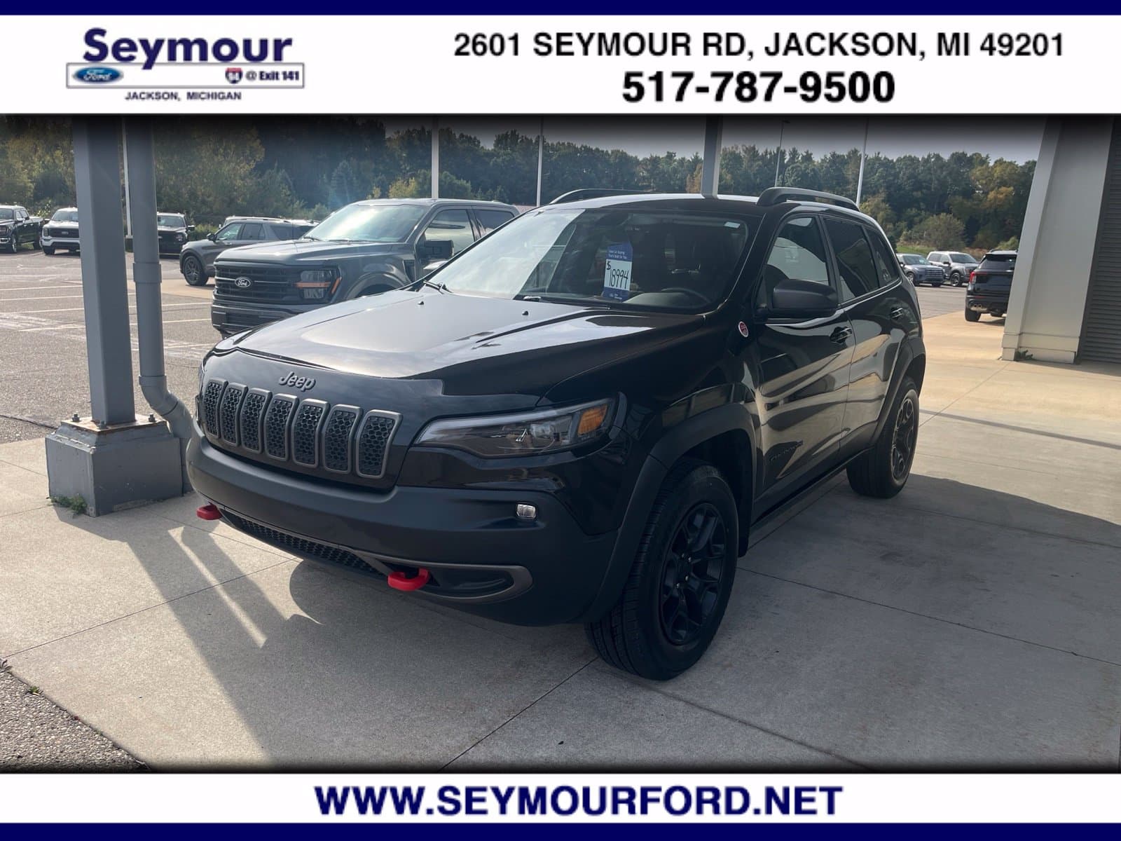 2020 Jeep Cherokee Trailhawk — photo 1 of 27