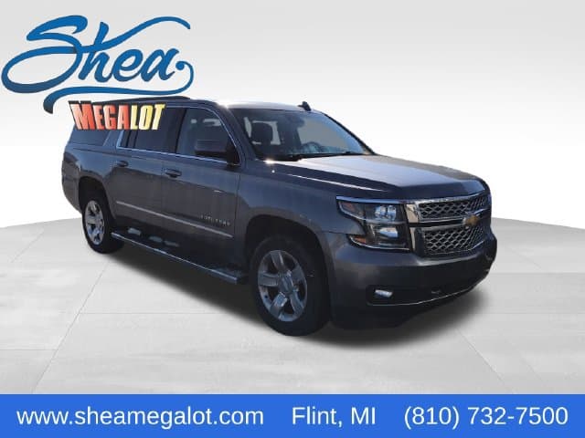 2019 Chevrolet Suburban LT — photo 1 of 9