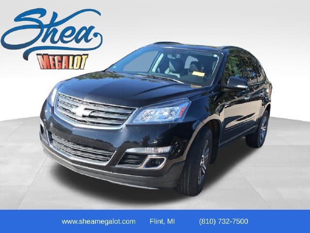 2017 Chevrolet Traverse LT — photo 1 of 13