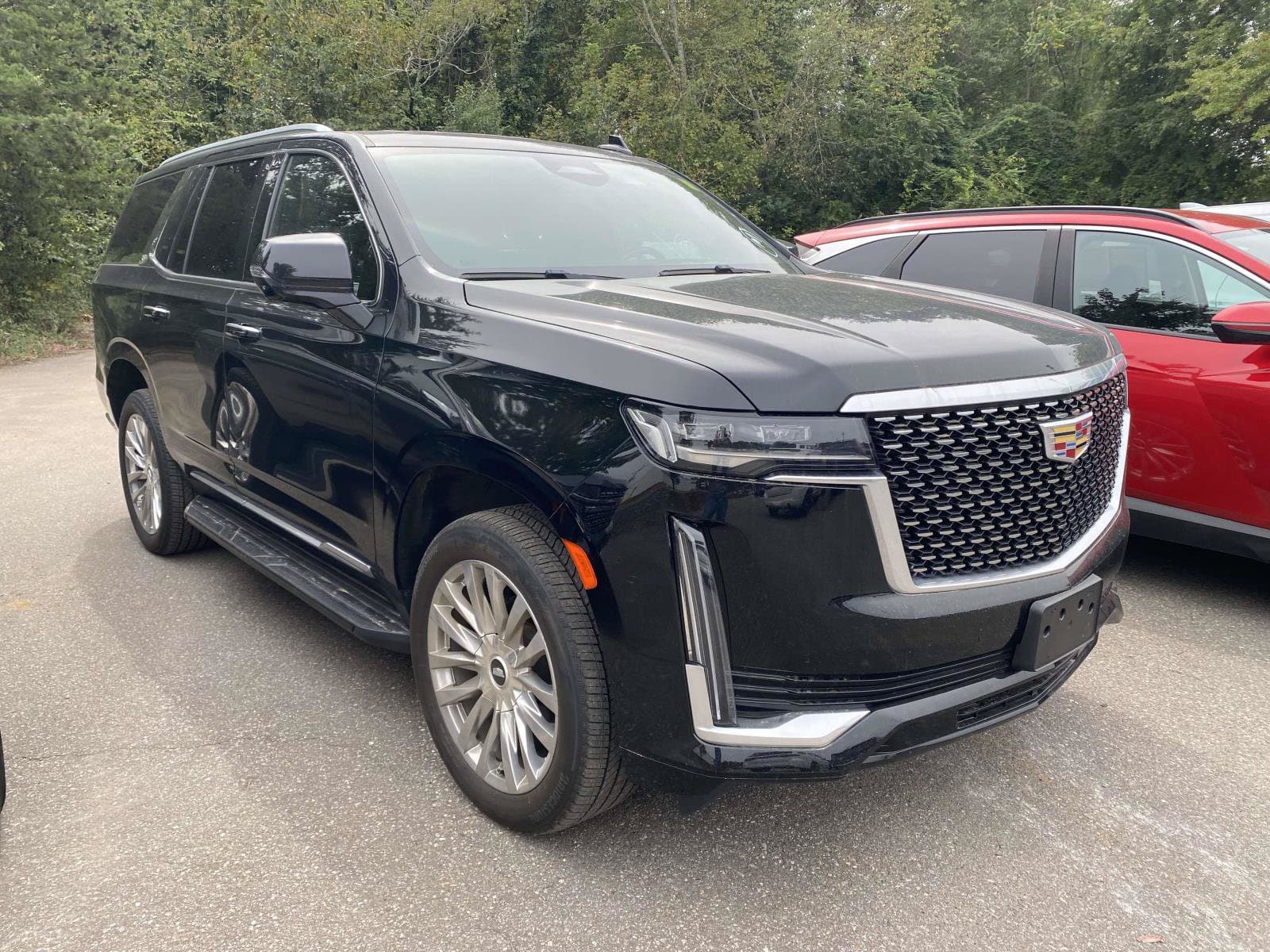 2023 Cadillac Escalade 4WD Premium Luxury — photo 1 of 12