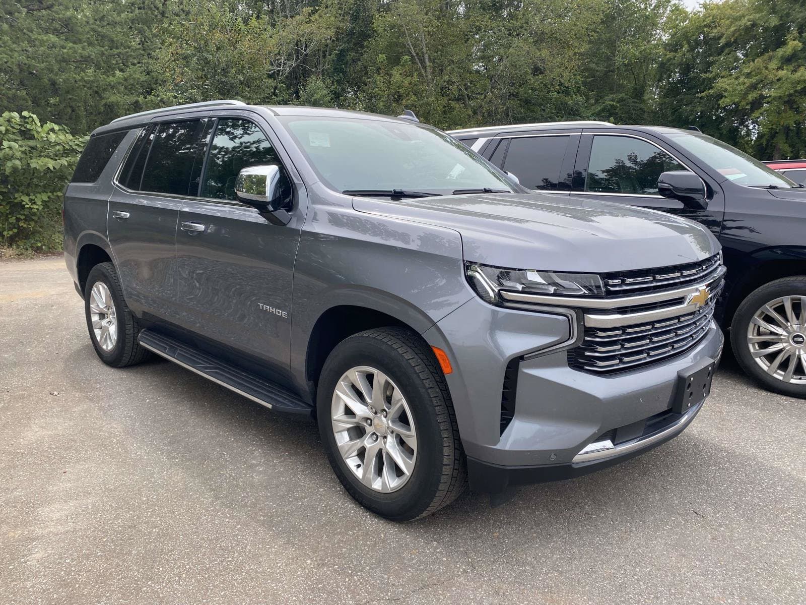 2021 Chevrolet Tahoe Premier — photo 1 of 12