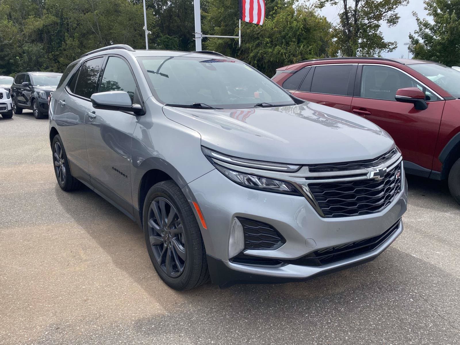 2023 Chevrolet Equinox RS — photo 1 of 12