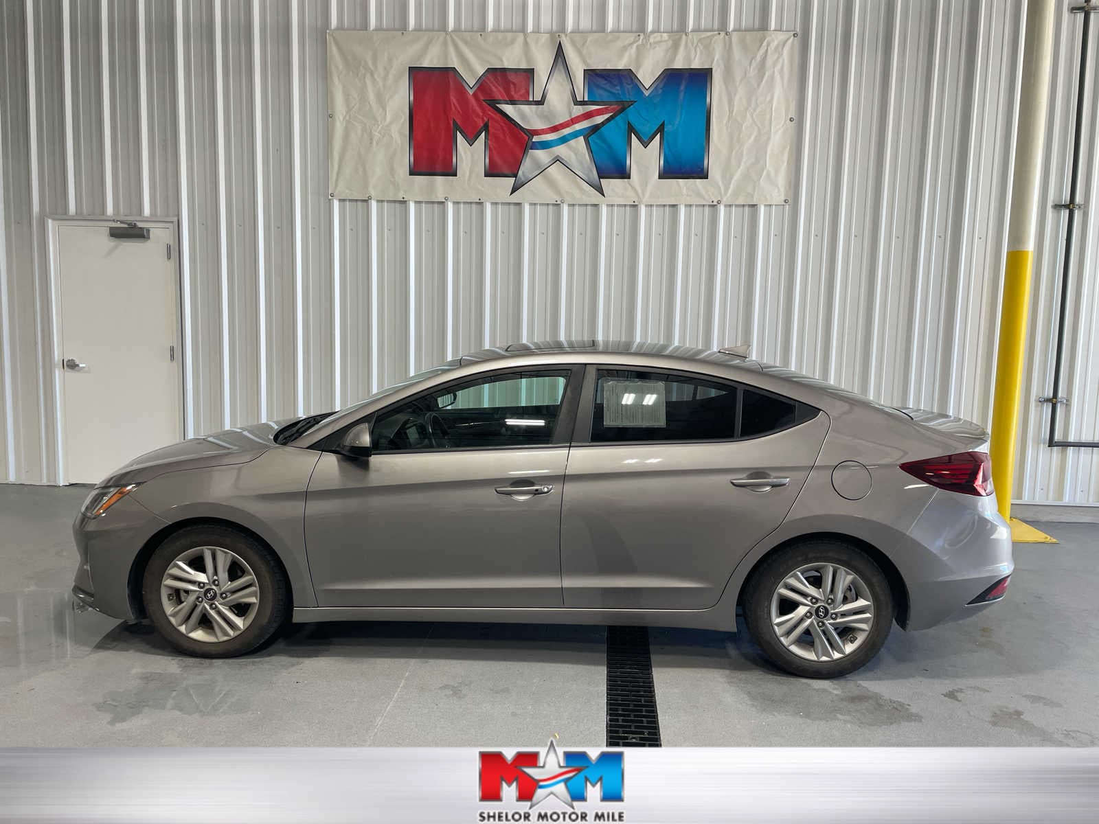 2020 Hyundai Elantra Value Edition — photo 1 of 8